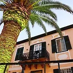 Nostos Hotell