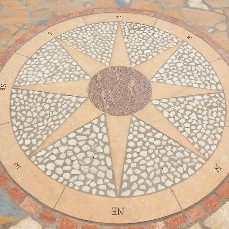 Hotel Nostos 3*